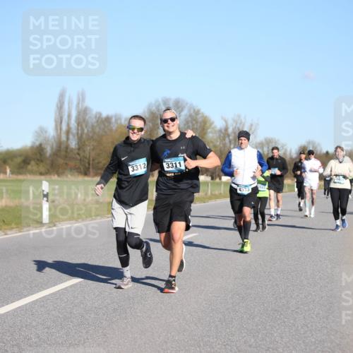 06.04.2025 - 44. Internationalen Wilhelmsburger Insellauf Jannik Wohlers http://msf.ph/oto/7616341 06.04.2025 09:37:49 Laufen 3312, 3311, 3843, 4533, 4037 meine-sportfotos.de