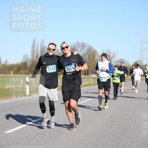 06.04.2025 - 44. Internationalen Wilhelmsburger Insellauf Jannik Wohlers http://msf.ph/oto/7616342 06.04.2025 09:37:49 Laufen 3312, 3311, 3843, 4533, 4159 meine-sportfotos.de