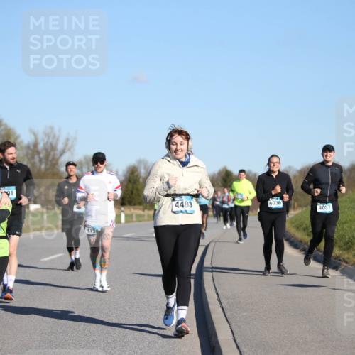 06.04.2025 - 44. Internationalen Wilhelmsburger Insellauf Jannik Wohlers http://msf.ph/oto/7616358 06.04.2025 09:37:53 Laufen 3842, 3843, 4198, 4483, 3176, 4036, 4037 meine-sportfotos.de