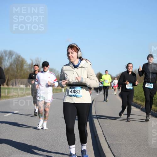 06.04.2025 - 44. Internationalen Wilhelmsburger Insellauf Jannik Wohlers http://msf.ph/oto/7616367 06.04.2025 09:37:54 Laufen 3843, 51, 4198, 13128, 4483, 4036, 4037 meine-sportfotos.de