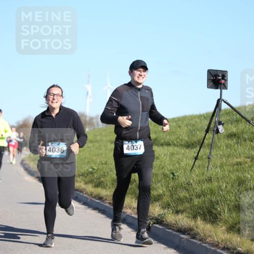 06.04.2025 - 44. Internationalen Wilhelmsburger Insellauf Jannik Wohlers http://msf.ph/oto/7616374 06.04.2025 09:37:55 Laufen 4036, 4037 meine-sportfotos.de