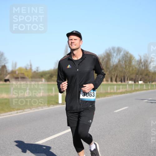 06.04.2025 - 44. Internationalen Wilhelmsburger Insellauf Jannik Wohlers http://msf.ph/oto/7616382 06.04.2025 09:37:58 Laufen 3063 meine-sportfotos.de