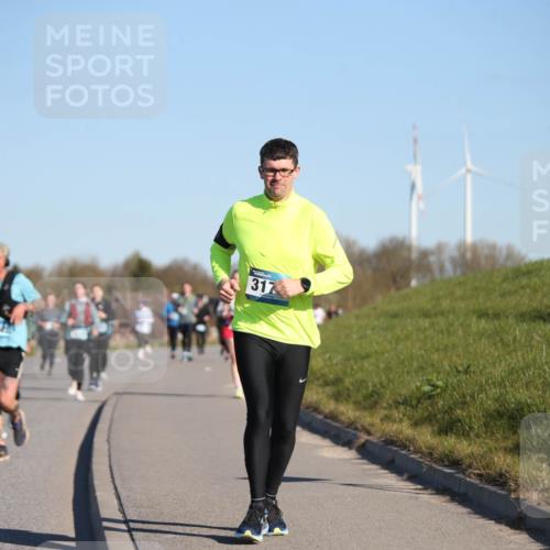 06.04.2025 - 44. Internationalen Wilhelmsburger Insellauf Jannik Wohlers http://msf.ph/oto/7616388 06.04.2025 09:38:00 Laufen 3740, 317 meine-sportfotos.de