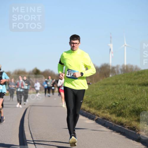 06.04.2025 - 44. Internationalen Wilhelmsburger Insellauf Jannik Wohlers http://msf.ph/oto/7616389 06.04.2025 09:38:00 Laufen 4162, 3740, 317 meine-sportfotos.de