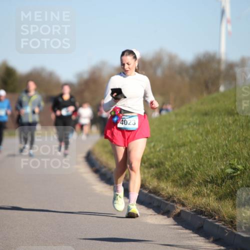 06.04.2025 - 44. Internationalen Wilhelmsburger Insellauf Jannik Wohlers http://msf.ph/oto/7616408 06.04.2025 09:38:05 Laufen 3330, 4023 meine-sportfotos.de