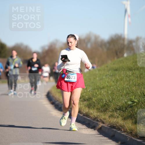 06.04.2025 - 44. Internationalen Wilhelmsburger Insellauf Jannik Wohlers http://msf.ph/oto/7616409 06.04.2025 09:38:05 Laufen 4023 meine-sportfotos.de