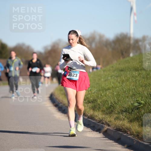 06.04.2025 - 44. Internationalen Wilhelmsburger Insellauf Jannik Wohlers http://msf.ph/oto/7616410 06.04.2025 09:38:06 Laufen 30, 4023 meine-sportfotos.de