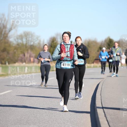 06.04.2025 - 44. Internationalen Wilhelmsburger Insellauf Jannik Wohlers http://msf.ph/oto/7616421 06.04.2025 09:38:07 Laufen 330 meine-sportfotos.de