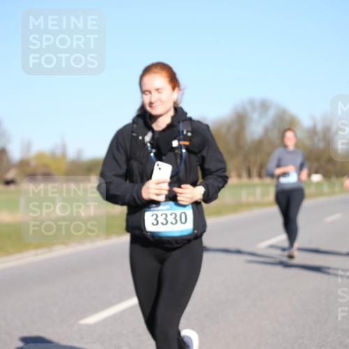 06.04.2025 - 44. Internationalen Wilhelmsburger Insellauf Jannik Wohlers http://msf.ph/oto/7616448 06.04.2025 09:38:14 Laufen 3330 meine-sportfotos.de