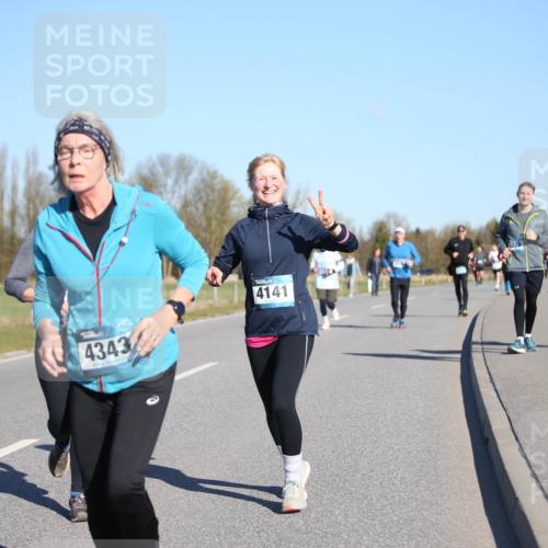 06.04.2025 - 44. Internationalen Wilhelmsburger Insellauf Jannik Wohlers http://msf.ph/oto/7616454 06.04.2025 09:38:16 Laufen 4343, 4141, 3029 meine-sportfotos.de