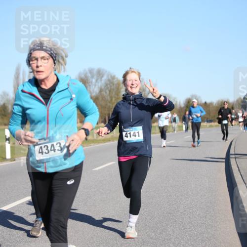 06.04.2025 - 44. Internationalen Wilhelmsburger Insellauf Jannik Wohlers http://msf.ph/oto/7616456 06.04.2025 09:38:17 Laufen 4343, 4141, 3029 meine-sportfotos.de