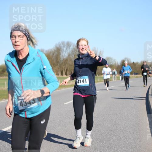 06.04.2025 - 44. Internationalen Wilhelmsburger Insellauf Jannik Wohlers http://msf.ph/oto/7616458 06.04.2025 09:38:17 Laufen 4343, 4141, 3032 meine-sportfotos.de