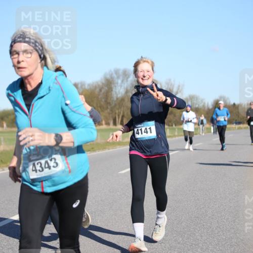 06.04.2025 - 44. Internationalen Wilhelmsburger Insellauf Jannik Wohlers http://msf.ph/oto/7616459 06.04.2025 09:38:17 Laufen 4141, 4343 meine-sportfotos.de