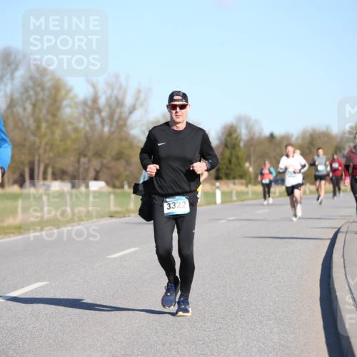 06.04.2025 - 44. Internationalen Wilhelmsburger Insellauf Jannik Wohlers http://msf.ph/oto/7616485 06.04.2025 09:38:23 Laufen 66, 3322 meine-sportfotos.de