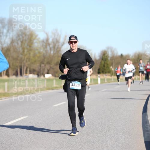 06.04.2025 - 44. Internationalen Wilhelmsburger Insellauf Jannik Wohlers http://msf.ph/oto/7616487 06.04.2025 09:38:24 Laufen 4266, 3322 meine-sportfotos.de