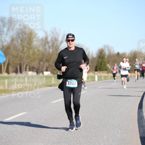 06.04.2025 - 44. Internationalen Wilhelmsburger Insellauf Jannik Wohlers http://msf.ph/oto/7616488 06.04.2025 09:38:24 Laufen 266, 3322 meine-sportfotos.de