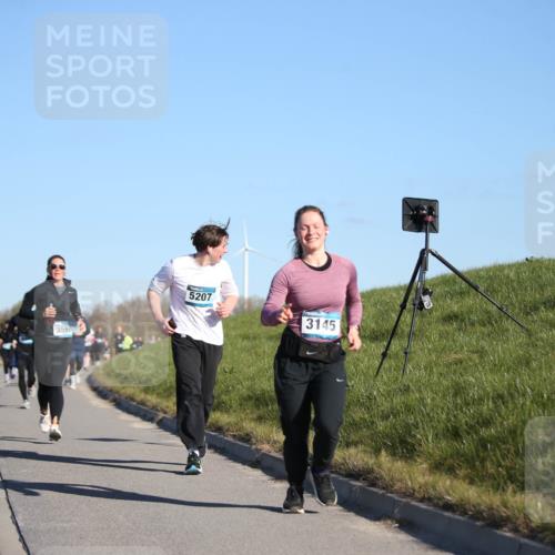 06.04.2025 - 44. Internationalen Wilhelmsburger Insellauf Jannik Wohlers http://msf.ph/oto/7616511 06.04.2025 09:38:34 Laufen 3569, 5207, 3145 meine-sportfotos.de