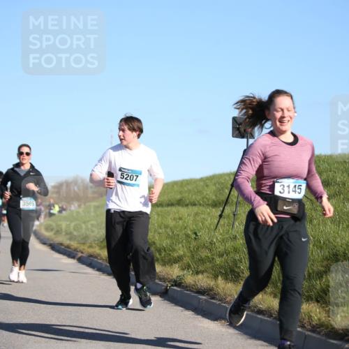06.04.2025 - 44. Internationalen Wilhelmsburger Insellauf Jannik Wohlers http://msf.ph/oto/7616516 06.04.2025 09:38:35 Laufen 3569, 5207, 3145 meine-sportfotos.de