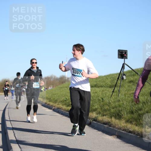 06.04.2025 - 44. Internationalen Wilhelmsburger Insellauf Jannik Wohlers http://msf.ph/oto/7616519 06.04.2025 09:38:35 Laufen 3569, 5207, 3145 meine-sportfotos.de