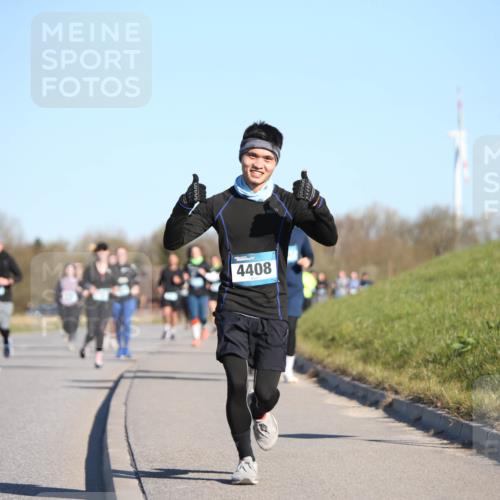 06.04.2025 - 44. Internationalen Wilhelmsburger Insellauf Jannik Wohlers http://msf.ph/oto/7616534 06.04.2025 09:38:38 Laufen 4408 meine-sportfotos.de