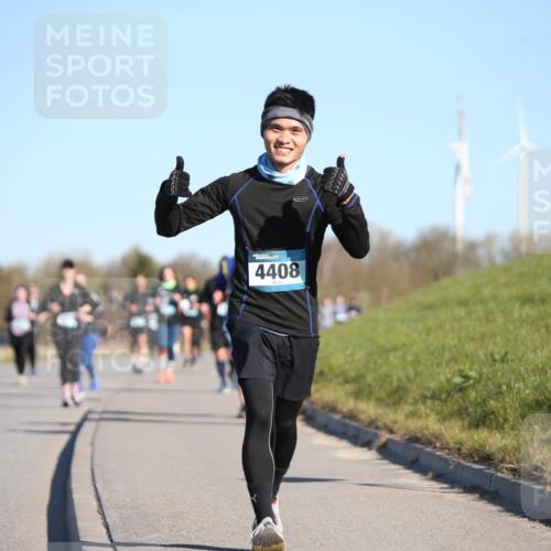 06.04.2025 - 44. Internationalen Wilhelmsburger Insellauf Jannik Wohlers http://msf.ph/oto/7616536 06.04.2025 09:38:38 Laufen 4408 meine-sportfotos.de