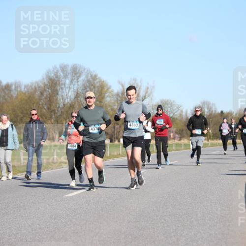 06.04.2025 - 44. Internationalen Wilhelmsburger Insellauf Jannik Wohlers http://msf.ph/oto/7616540 06.04.2025 09:38:40 Laufen 3384, 4379, 4383, 3926, 3115 meine-sportfotos.de