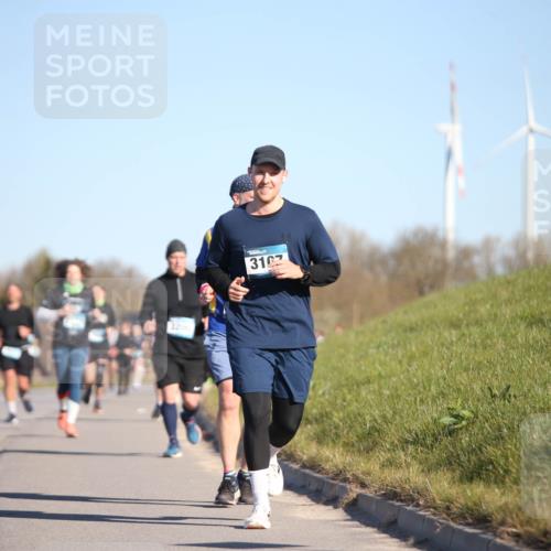 06.04.2025 - 44. Internationalen Wilhelmsburger Insellauf Jannik Wohlers http://msf.ph/oto/7616543 06.04.2025 09:38:41 Laufen 3107 meine-sportfotos.de