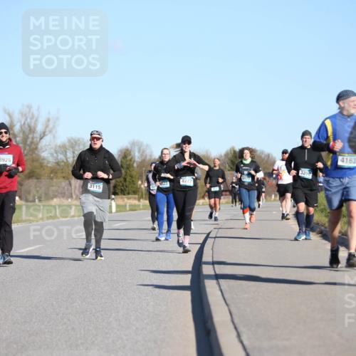 06.04.2025 - 44. Internationalen Wilhelmsburger Insellauf Jannik Wohlers http://msf.ph/oto/7616555 06.04.2025 09:38:43 Laufen 4165, 3926, 5173, 4227, 522, 3115, 3200, 4163, 3107 meine-sportfotos.de