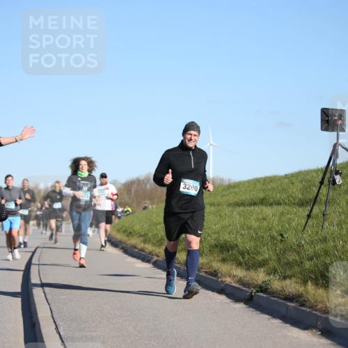 06.04.2025 - 44. Internationalen Wilhelmsburger Insellauf Jannik Wohlers http://msf.ph/oto/7616571 06.04.2025 09:38:48 Laufen 4227, 73, 3200 meine-sportfotos.de