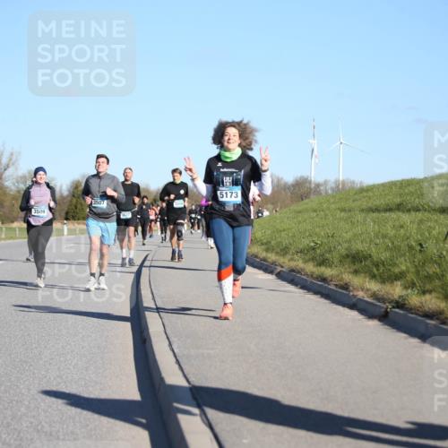 06.04.2025 - 44. Internationalen Wilhelmsburger Insellauf Jannik Wohlers http://msf.ph/oto/7616588 06.04.2025 09:38:50 Laufen 4522, 3509, 3507, 3627, 5173 meine-sportfotos.de