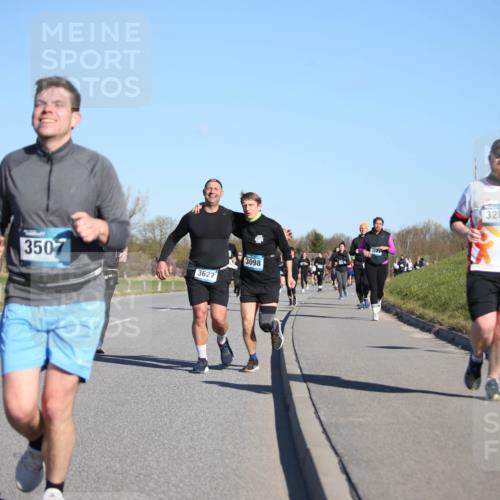 06.04.2025 - 44. Internationalen Wilhelmsburger Insellauf Jannik Wohlers http://msf.ph/oto/7616609 06.04.2025 09:38:55 Laufen 09, 3507, 3627, 3098, 3283 meine-sportfotos.de