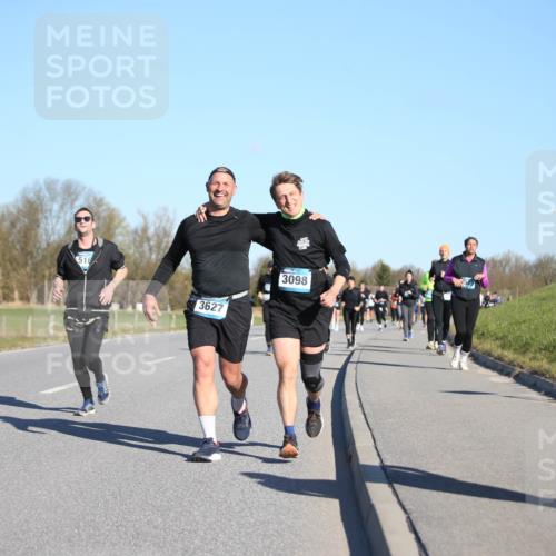 06.04.2025 - 44. Internationalen Wilhelmsburger Insellauf Jannik Wohlers http://msf.ph/oto/7616620 06.04.2025 09:38:56 Laufen 516, 3627, 3098 meine-sportfotos.de