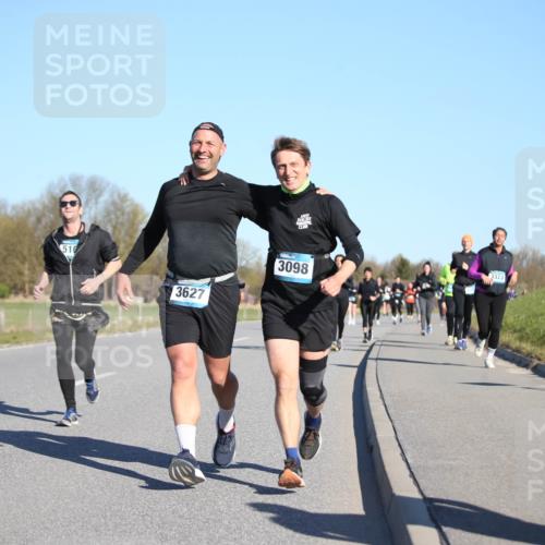 06.04.2025 - 44. Internationalen Wilhelmsburger Insellauf Jannik Wohlers http://msf.ph/oto/7616628 06.04.2025 09:38:57 Laufen 516, 3627, 3098, 3373 meine-sportfotos.de
