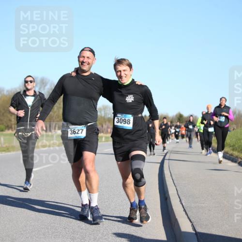 06.04.2025 - 44. Internationalen Wilhelmsburger Insellauf Jannik Wohlers http://msf.ph/oto/7616631 06.04.2025 09:38:57 Laufen 3627, 3098 meine-sportfotos.de