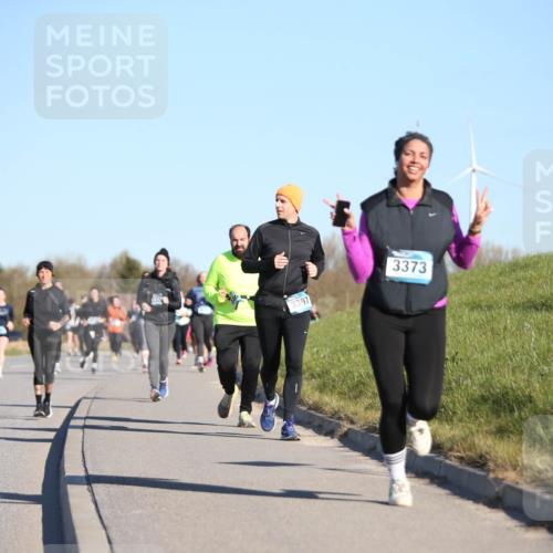 06.04.2025 - 44. Internationalen Wilhelmsburger Insellauf Jannik Wohlers http://msf.ph/oto/7616639 06.04.2025 09:38:59 Laufen 4122, 3397, 3373 meine-sportfotos.de