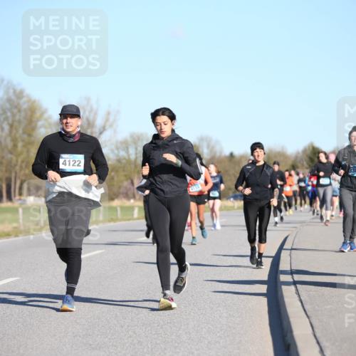 06.04.2025 - 44. Internationalen Wilhelmsburger Insellauf Jannik Wohlers http://msf.ph/oto/7616647 06.04.2025 09:39:02 Laufen 4122, 4133, 338, 462 meine-sportfotos.de