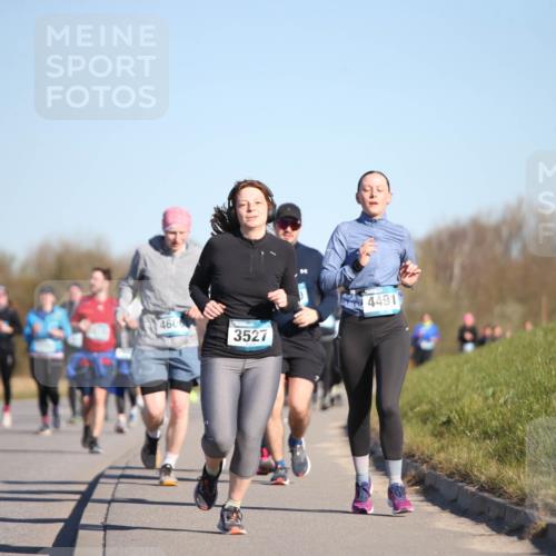 06.04.2025 - 44. Internationalen Wilhelmsburger Insellauf Jannik Wohlers http://msf.ph/oto/7616674 06.04.2025 09:39:08 Laufen 4526, 4600, 3527, 4491 meine-sportfotos.de
