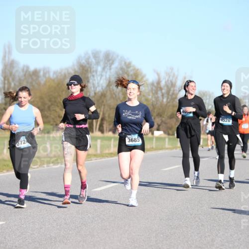 06.04.2025 - 44. Internationalen Wilhelmsburger Insellauf Jannik Wohlers http://msf.ph/oto/7616692 06.04.2025 09:39:12 Laufen 724, 3685, 4000, 4526 meine-sportfotos.de