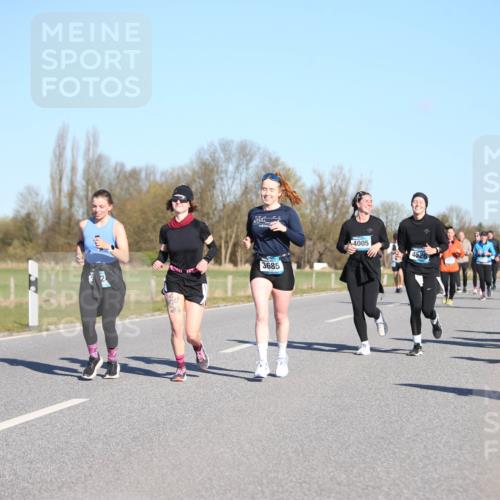 06.04.2025 - 44. Internationalen Wilhelmsburger Insellauf Jannik Wohlers http://msf.ph/oto/7616694 06.04.2025 09:39:12 Laufen 3685, 4005, 4526, 4606, 39 meine-sportfotos.de