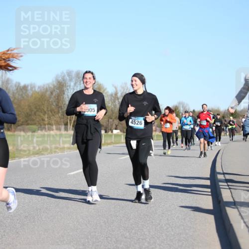 06.04.2025 - 44. Internationalen Wilhelmsburger Insellauf Jannik Wohlers http://msf.ph/oto/7616702 06.04.2025 09:39:15 Laufen 3685, 05, 4526, 3519, 4606, 46 meine-sportfotos.de