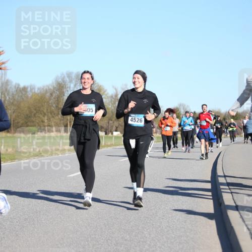 06.04.2025 - 44. Internationalen Wilhelmsburger Insellauf Jannik Wohlers http://msf.ph/oto/7616703 06.04.2025 09:39:15 Laufen 3685, 05, 4526, 519, 3765, 4606, 461 meine-sportfotos.de