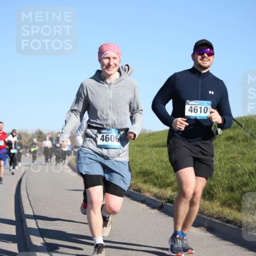 06.04.2025 - 44. Internationalen Wilhelmsburger Insellauf Jannik Wohlers http://msf.ph/oto/7616711 06.04.2025 09:39:16 Laufen 4606, 4610 meine-sportfotos.de