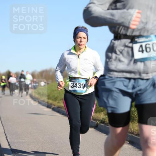 06.04.2025 - 44. Internationalen Wilhelmsburger Insellauf Jannik Wohlers http://msf.ph/oto/7616714 06.04.2025 09:39:17 Laufen 3439, 4606 meine-sportfotos.de