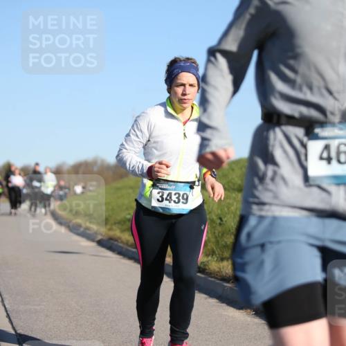 06.04.2025 - 44. Internationalen Wilhelmsburger Insellauf Jannik Wohlers http://msf.ph/oto/7616716 06.04.2025 09:39:17 Laufen 3439, 460 meine-sportfotos.de