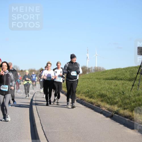 06.04.2025 - 44. Internationalen Wilhelmsburger Insellauf Jannik Wohlers http://msf.ph/oto/7616739 06.04.2025 09:39:27 Laufen 3442, 3485, 4482, 5224, 5112, 5072 meine-sportfotos.de
