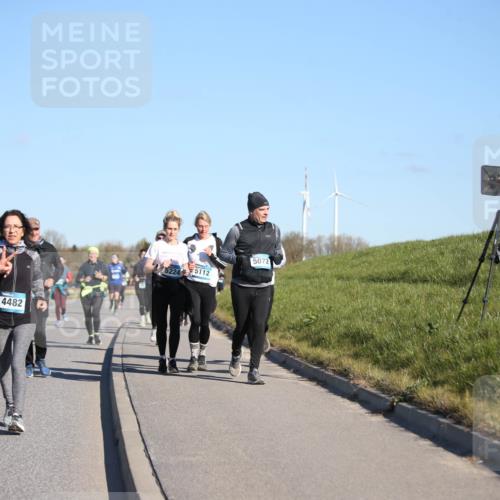 06.04.2025 - 44. Internationalen Wilhelmsburger Insellauf Jannik Wohlers http://msf.ph/oto/7616740 06.04.2025 09:39:27 Laufen 3442, 4482, 5112, 5072 meine-sportfotos.de