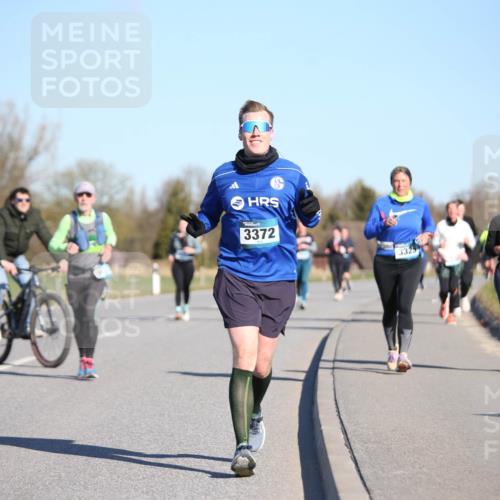 06.04.2025 - 44. Internationalen Wilhelmsburger Insellauf Jannik Wohlers http://msf.ph/oto/7616799 06.04.2025 09:39:38 Laufen 3372, 3325, 3326 meine-sportfotos.de