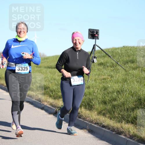 06.04.2025 - 44. Internationalen Wilhelmsburger Insellauf Jannik Wohlers http://msf.ph/oto/7616815 06.04.2025 09:39:44 Laufen 3325, 3326 meine-sportfotos.de