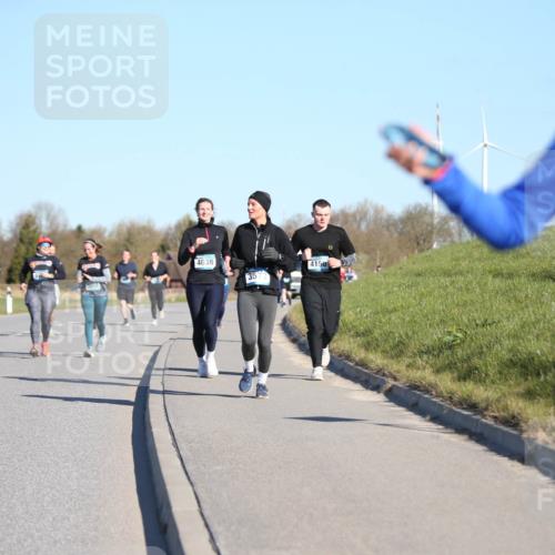 06.04.2025 - 44. Internationalen Wilhelmsburger Insellauf Jannik Wohlers http://msf.ph/oto/7616817 06.04.2025 09:39:45 Laufen 4038, 4150, 35 meine-sportfotos.de