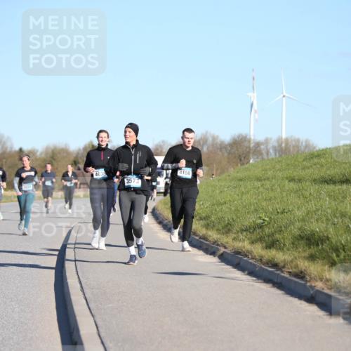 06.04.2025 - 44. Internationalen Wilhelmsburger Insellauf Jannik Wohlers http://msf.ph/oto/7616819 06.04.2025 09:39:45 Laufen 4083, 4151, 4038, 4150, 3573 meine-sportfotos.de